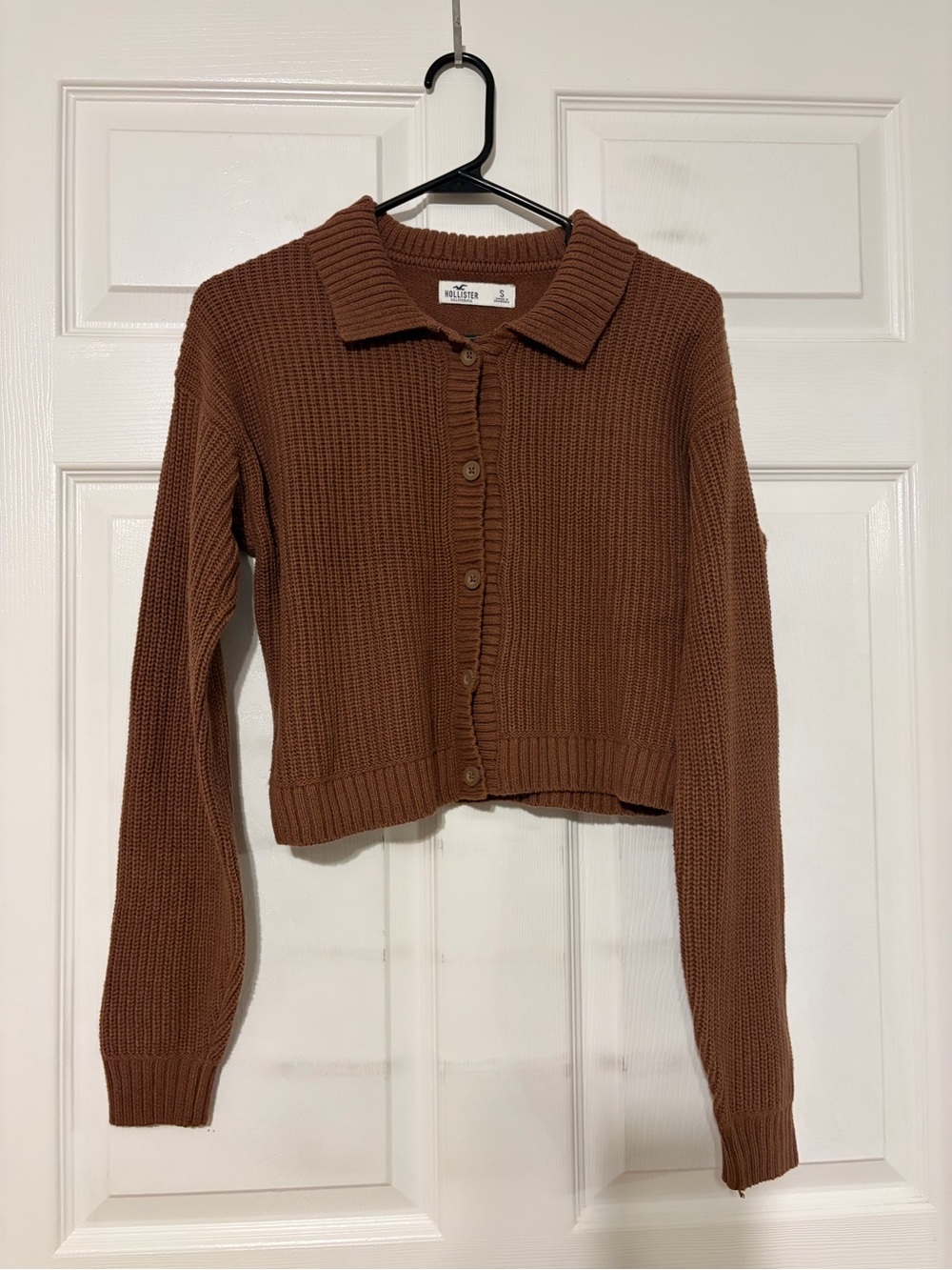 Ribbed Button-Front Crop Cardigan